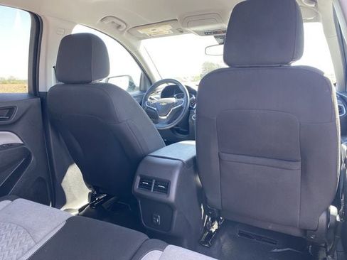 Used 2024 Chevrolet Equinox LT image 16