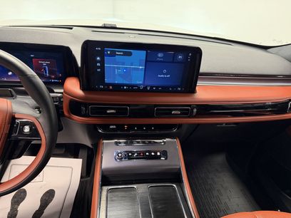 Used 2025 Lincoln Aviator Reserve w/ Illumination Package