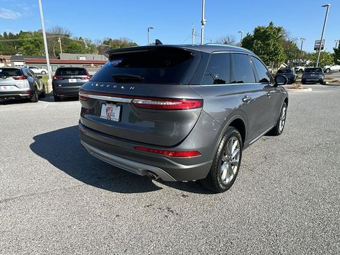 Used 2021 Lincoln Corsair AWD w/ Premium Package image 4
