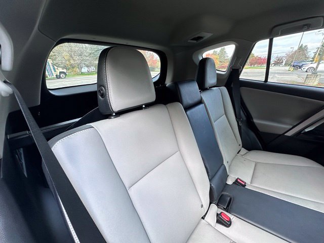 Used 2016 Toyota RAV4 Limited AWD/4WD image 9