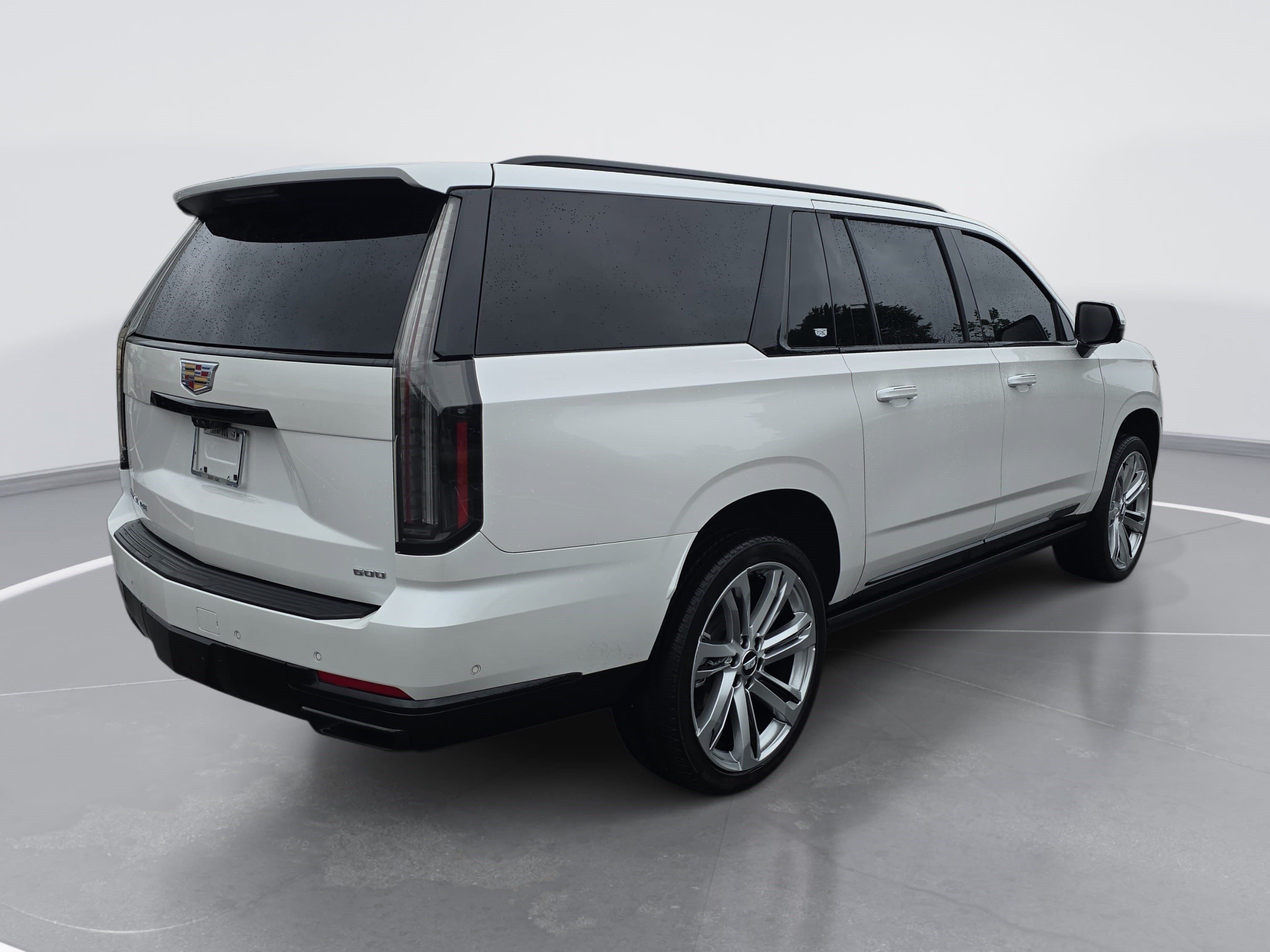 Certified 2025 Cadillac Escalade ESV Sport Platinum AWD/4WD image 3