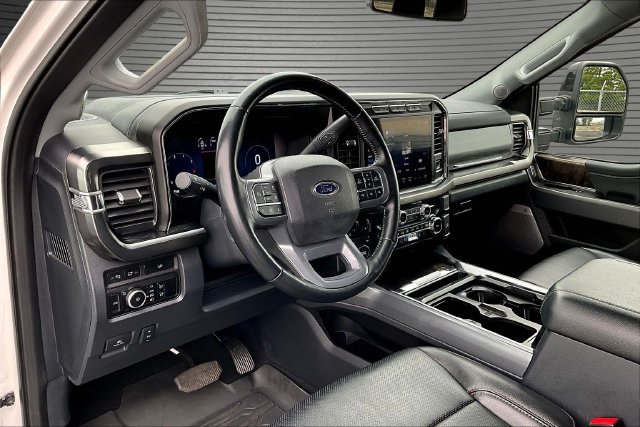 Used 2024 Ford F250 Lariat w/ Lariat Ultimate Package AWD/4WD image 18