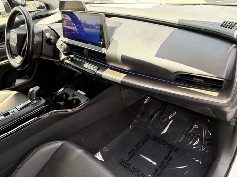 Certified 2024 Toyota Prius XLE FWD image 17
