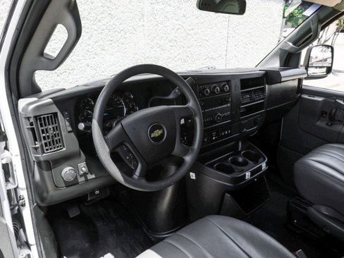 Used 2023 Chevrolet Express 3500 w/ Driver Convenience Package RWD image 2
