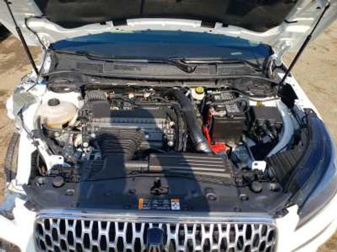 Used 2025 Lincoln Corsair AWD w/ Equipment Group 101A image 9