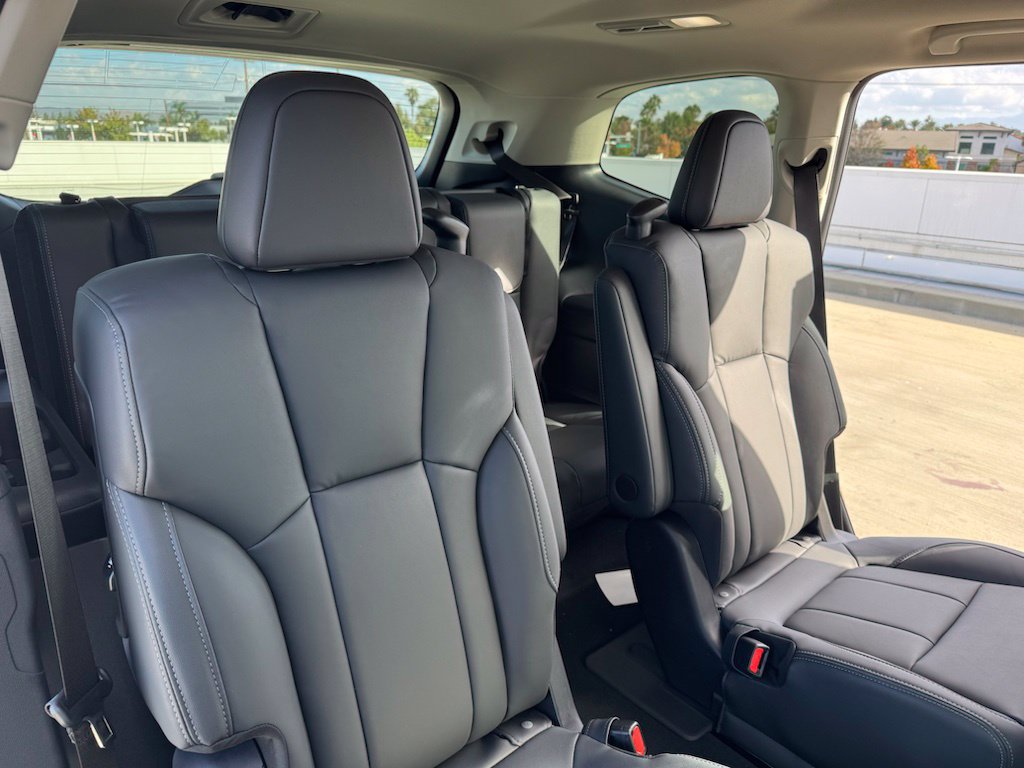 New 2027 Subaru Ascent Premium AWD/4WD image 19