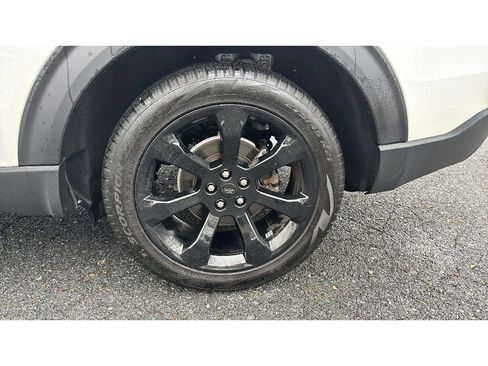 Used 2022 Ford Explorer ST-Line w/ Class IV Trailer Tow Package image 25