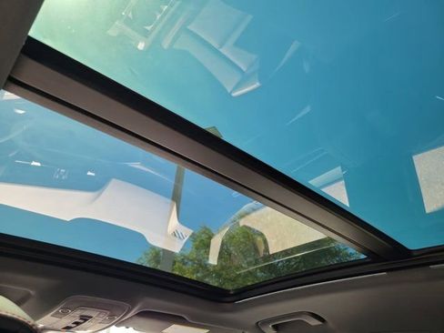 Certified 2025 Audi Q3 2.0T Premium Plus w/ Premium Plus Package image 15