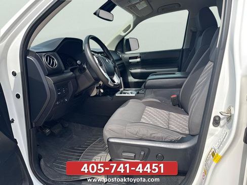 Used 2019 Toyota Tundra SR5 w/ SR5 Upgrade Package AWD/4WD image 13