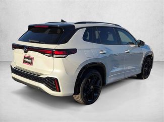 New 2026 Volkswagen Tiguan SE R-Line FWD video 2