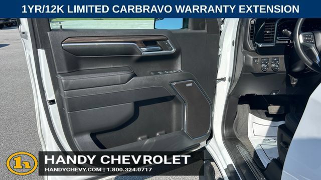 Certified 2023 Chevrolet Silverado 1500 RST w/ Redline Edition AWD/4WD image 16
