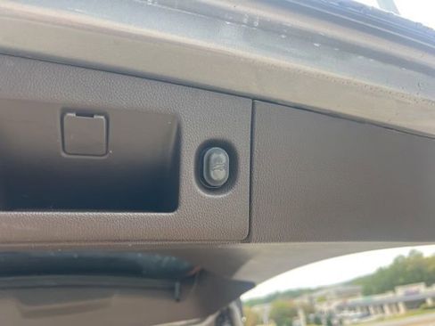 Used 2019 GMC Yukon Denali w/ Denali Ultimate Package image 44