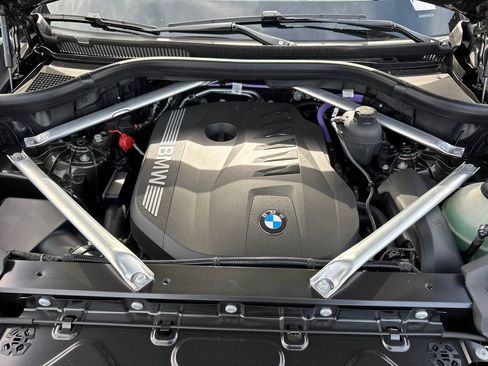 New 2026 BMW X5 xDrive40i w/ M Sport Package image 8