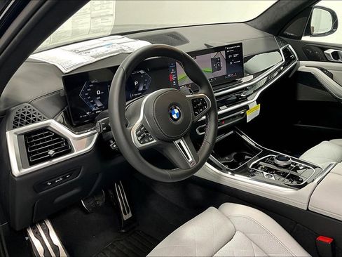 New 2025 BMW X5 M60i image 16