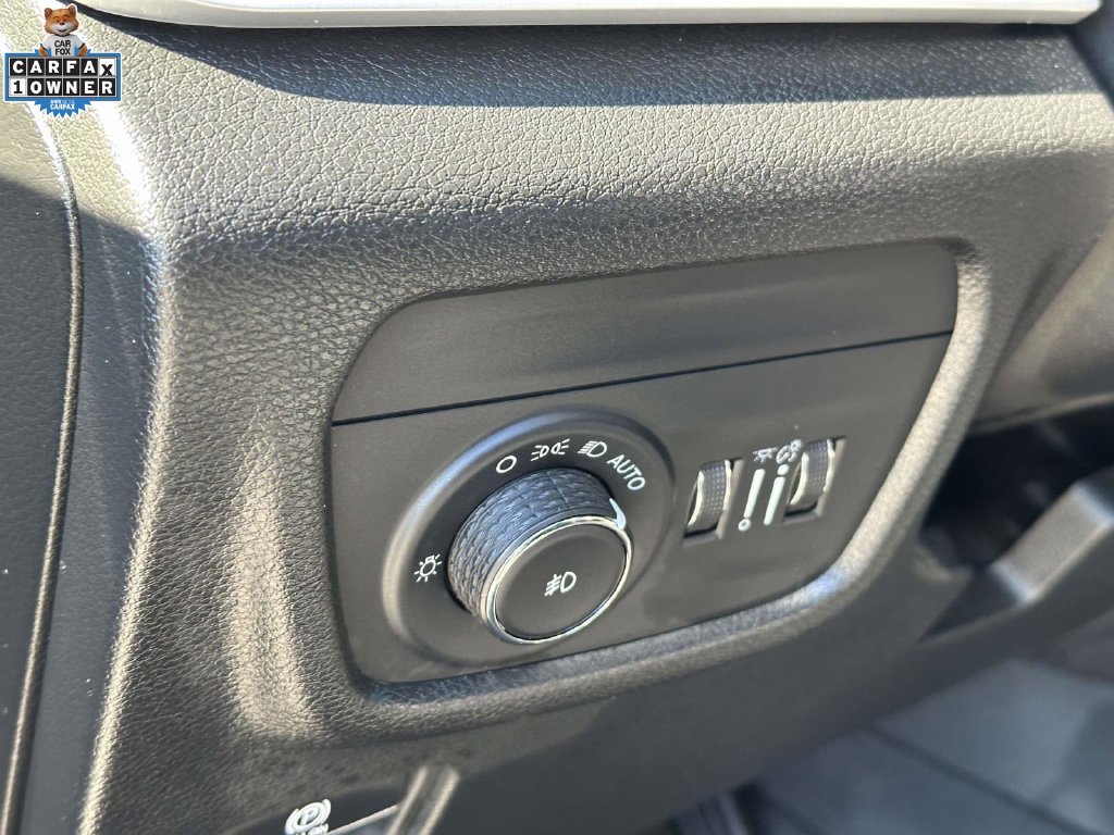 Used 2023 Jeep Grand Cherokee Limited AWD/4WD image 18