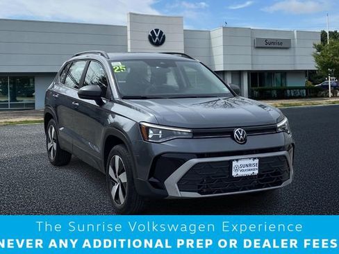 Used 2025 Volkswagen Taos S AWD/4WD image 1