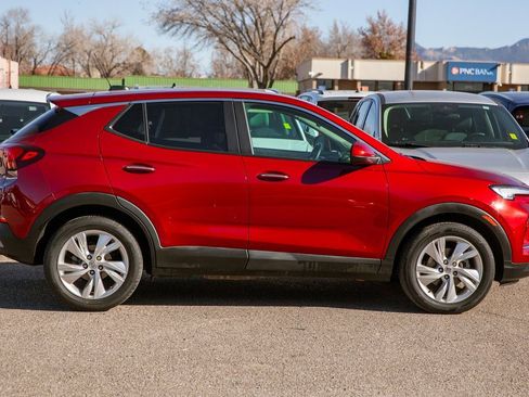 Used 2024 Buick Encore GX Preferred image 4