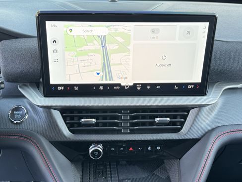 Used 2025 Ford Explorer ST image 24