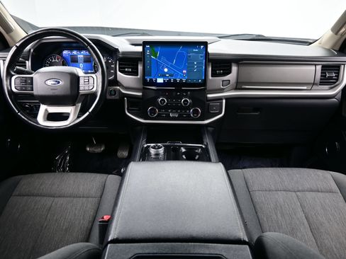 Used 2022 Ford Expedition XLT AWD/4WD image 18