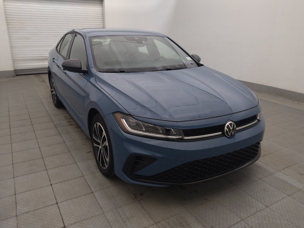 Used 2025 Volkswagen Jetta Sport FWD image 13