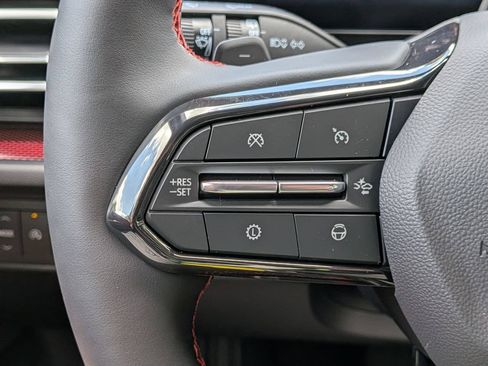 New 2026 Chevrolet Traverse RS FWD image 12