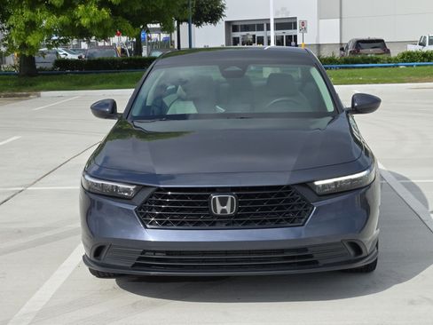 Used 2024 Honda Accord LX image 9