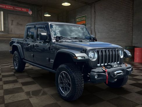 Used 2021 Jeep Gladiator Overland AWD/4WD image 7