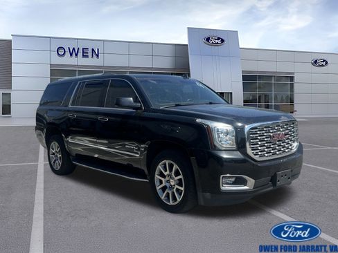 Used 2020 GMC Yukon XL Denali AWD/4WD image 3