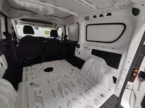 Used 2022 RAM ProMaster City Tradesman image 9