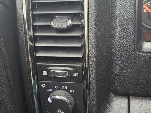 Used 2014 RAM 1500 Sport w/ Sport Premium Group image 12