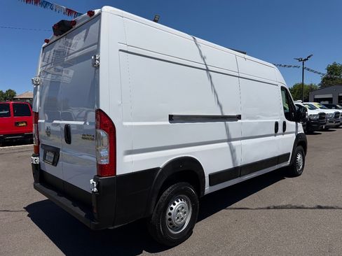 Used 2024 RAM ProMaster 2500 w/ Safety Group FWD image 7