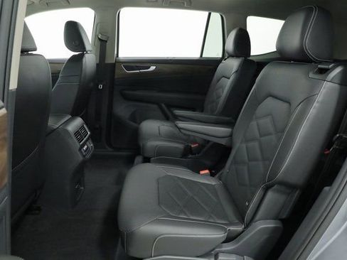 New 2026 Volkswagen Atlas SE FWD image 35