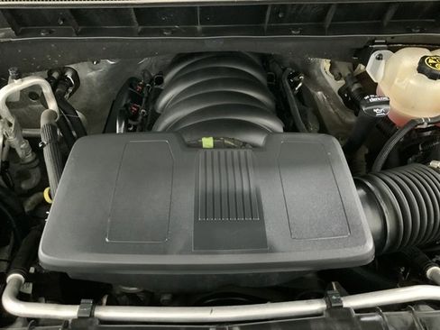 Used 2022 Chevrolet Silverado 1500 RST w/ Convenience Package II image 8