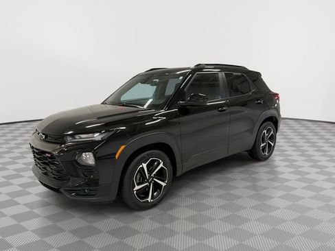Certified 2022 Chevrolet TrailBlazer RS w/ Sun and Liftgate Package FWD image 5