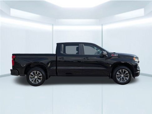 Used 2023 Chevrolet Silverado 1500 RST w/ Z71 Off-Road Package image 7