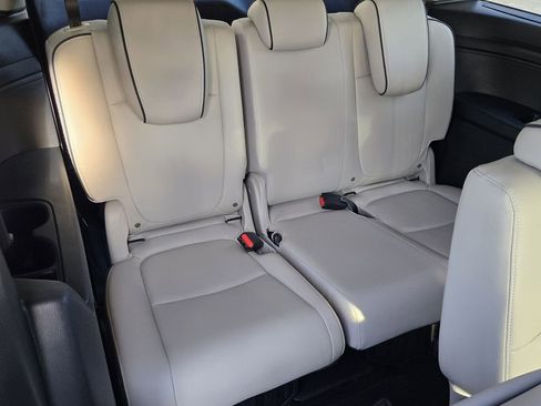 Certified 2025 Honda Odyssey Touring image 19