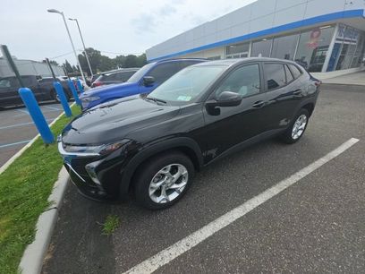 Used 2024 Chevrolet Trax LS w/ LS Convenience Package
