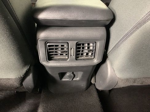 Used 2024 Toyota RAV4 LE image 32