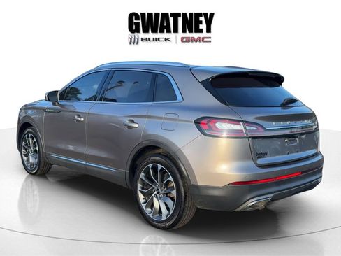 Used 2021 Lincoln Nautilus Reserve image 4