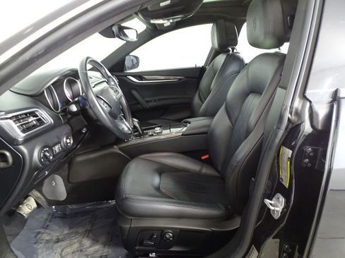 Used 2019 Maserati Ghibli S Q4 image 11