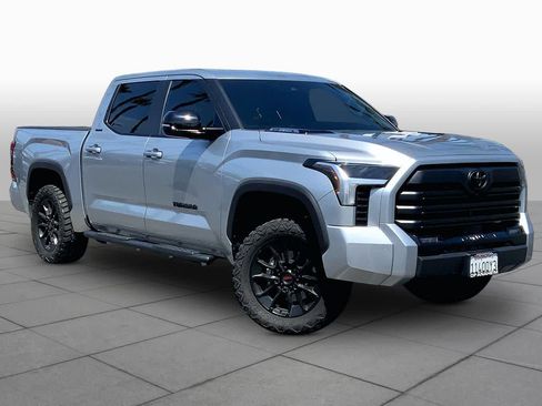 Used 2024 Toyota Tundra Limited AWD/4WD image 2