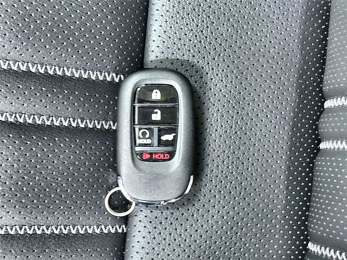 New 2026 Honda HR-V EX-L image 35