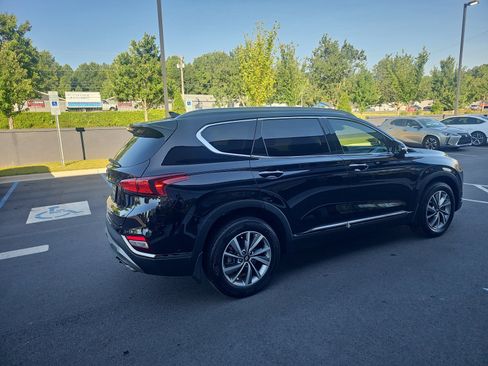 Used 2020 Hyundai Santa Fe Limited FWD image 5