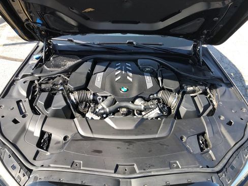Used 2022 BMW 750i xDrive w/ Executive Package AWD/4WD image 17