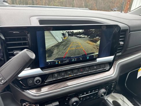 New 2026 Chevrolet Silverado 3500 LTZ w/ LTZ Premium Package image 27