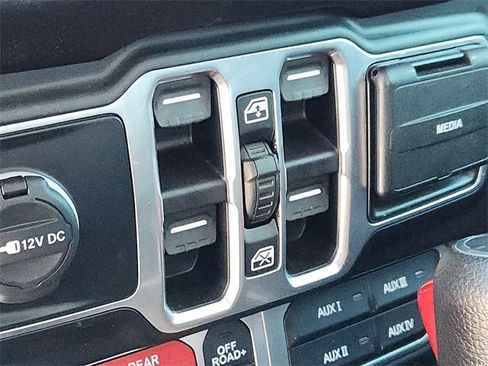 Used 2020 Jeep Gladiator Rubicon w/ Trailer Tow Package image 21