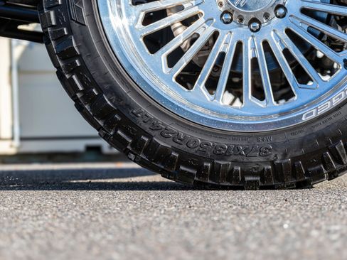 Used 2025 Ford F250 Lariat w/ Lariat Ultimate Package image 25