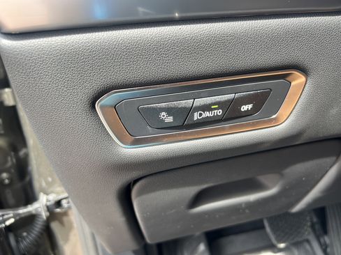 Used 2026 BMW X7 xDrive40i image 38