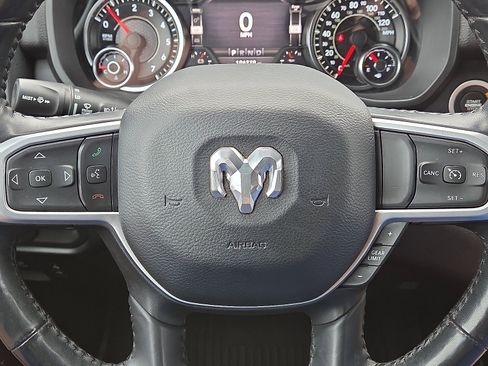Used 2020 RAM 1500 Big Horn RWD image 16