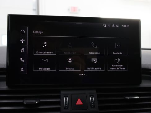Used 2024 Audi Q5 2.0T Premium Plus AWD/4WD image 64
